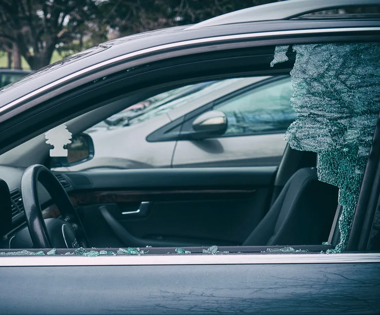 Professional auto glass service in the San Fernando Valley